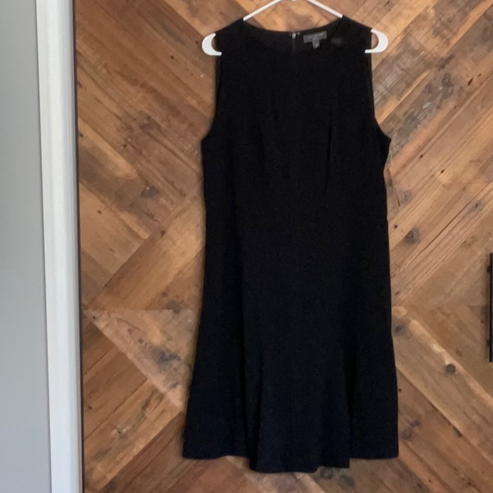 The Limited NEW/NEVER WORN black dress. LINED. Versatile!